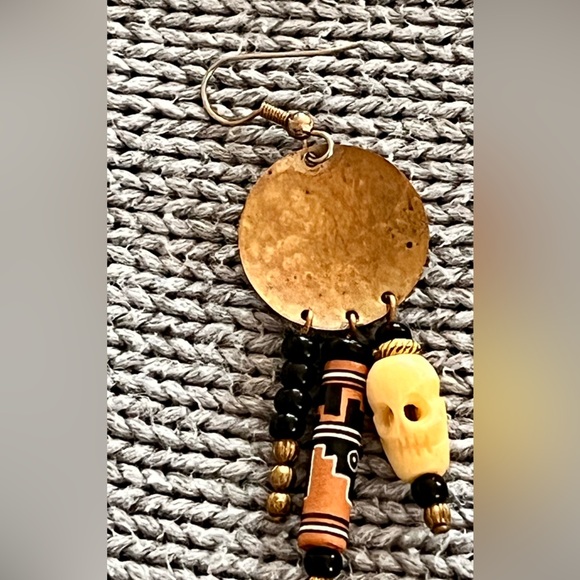 Peruvian Handcrafted Gold and Black Skull Earrings Peru Bohemian Hippie Retro - Picture 12 of 12